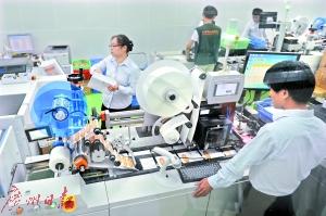 護(hù)照、港澳通行證制作也需要用到風(fēng)淋室